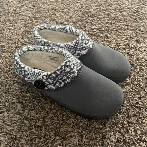 Clark’s suede slip on mule slippers size 9 - Picture 1 of 5